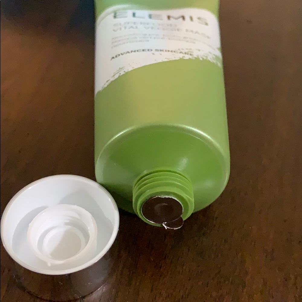 ELEMIS - Picture 3 of 3